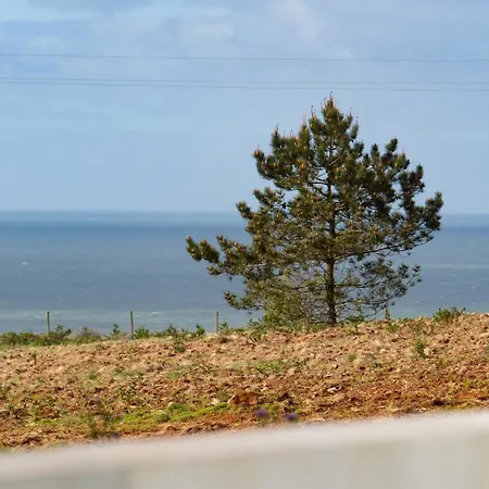 Presente Haven Walk To Ribeira D'ilhas, Reserve And Town Of Ribamar *