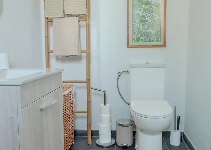 Apartamento Presente Haven Walk To Ribeira D'ilhas, Reserve And Town Of Ribamar