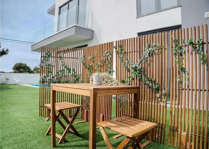 Apartamento Presente Haven Walk To Ribeira D'ilhas, Reserve And Town Of Ribamar *